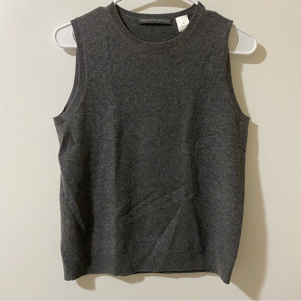 SAKS FIFTH AVENUE 100% Cashmere Gray Sleeveless Sweater Vest